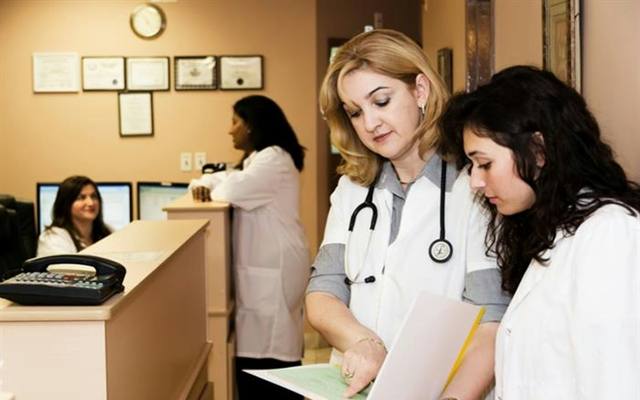 Formation Titre pro Secrétaire assistant médico-administratif
